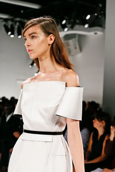 Look 33